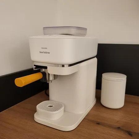 Апартаменти Neueroeffnung Angies Loft *